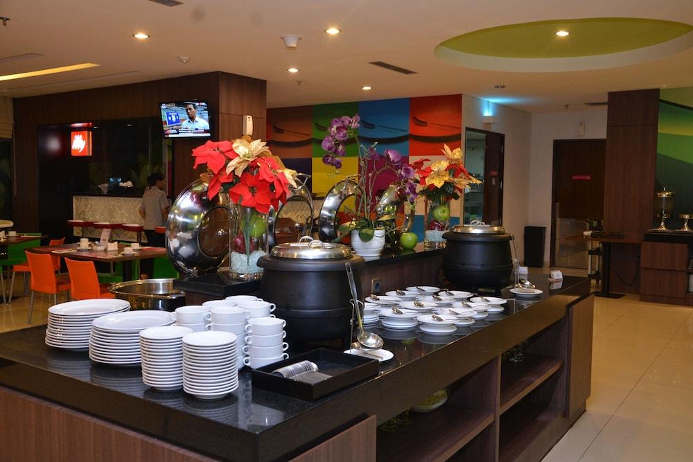 Favehotel Hyper Square Bandung Exterior photo