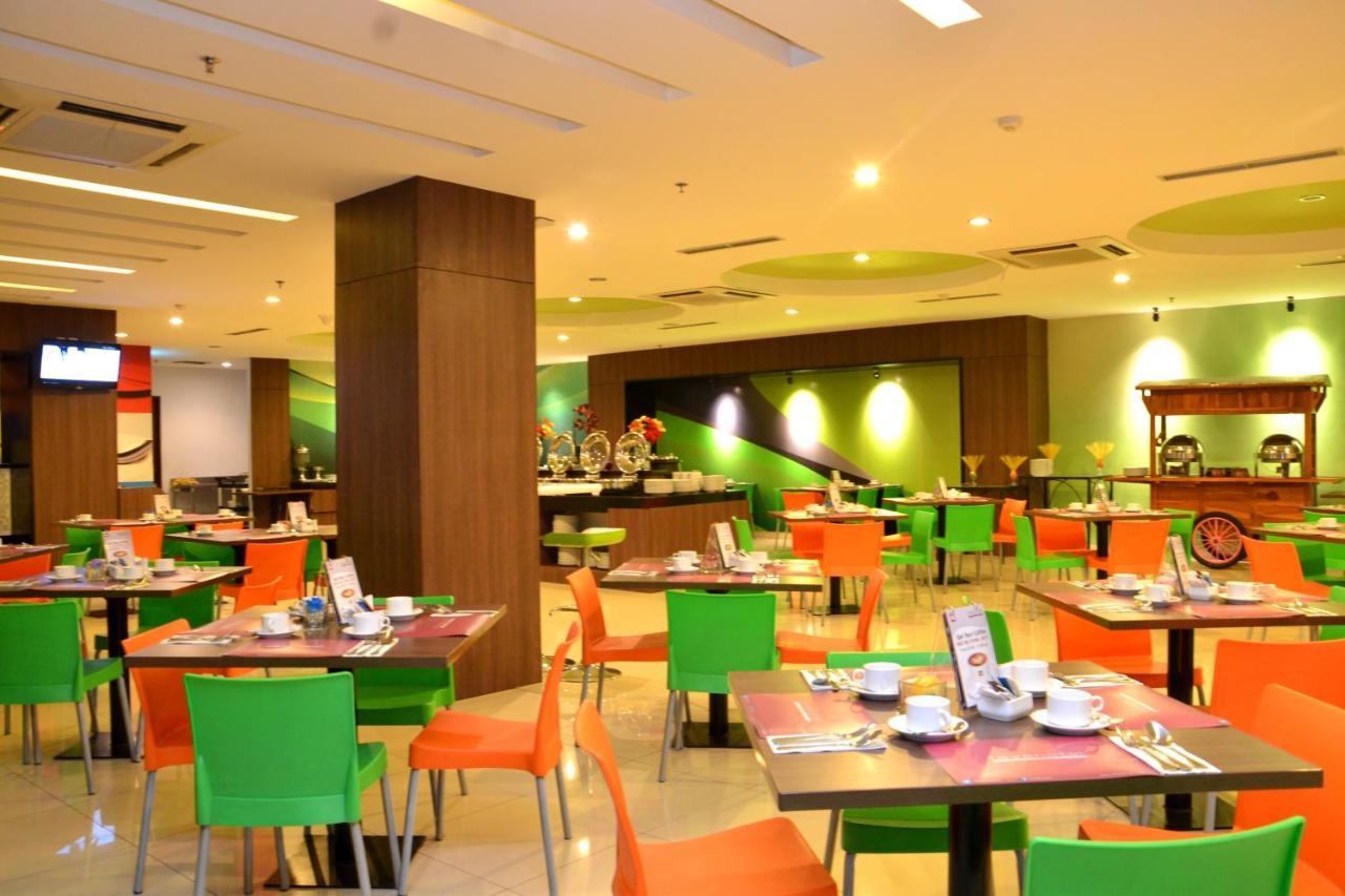 Favehotel Hyper Square Bandung Exterior photo